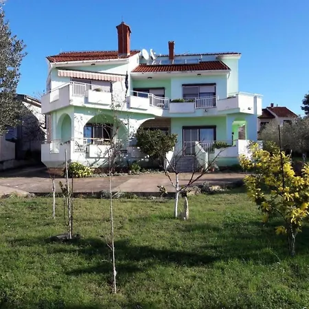 - One Bedroom Kožino