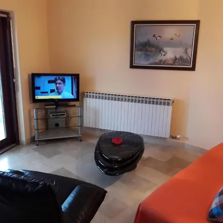 - One Bedroom Kožino